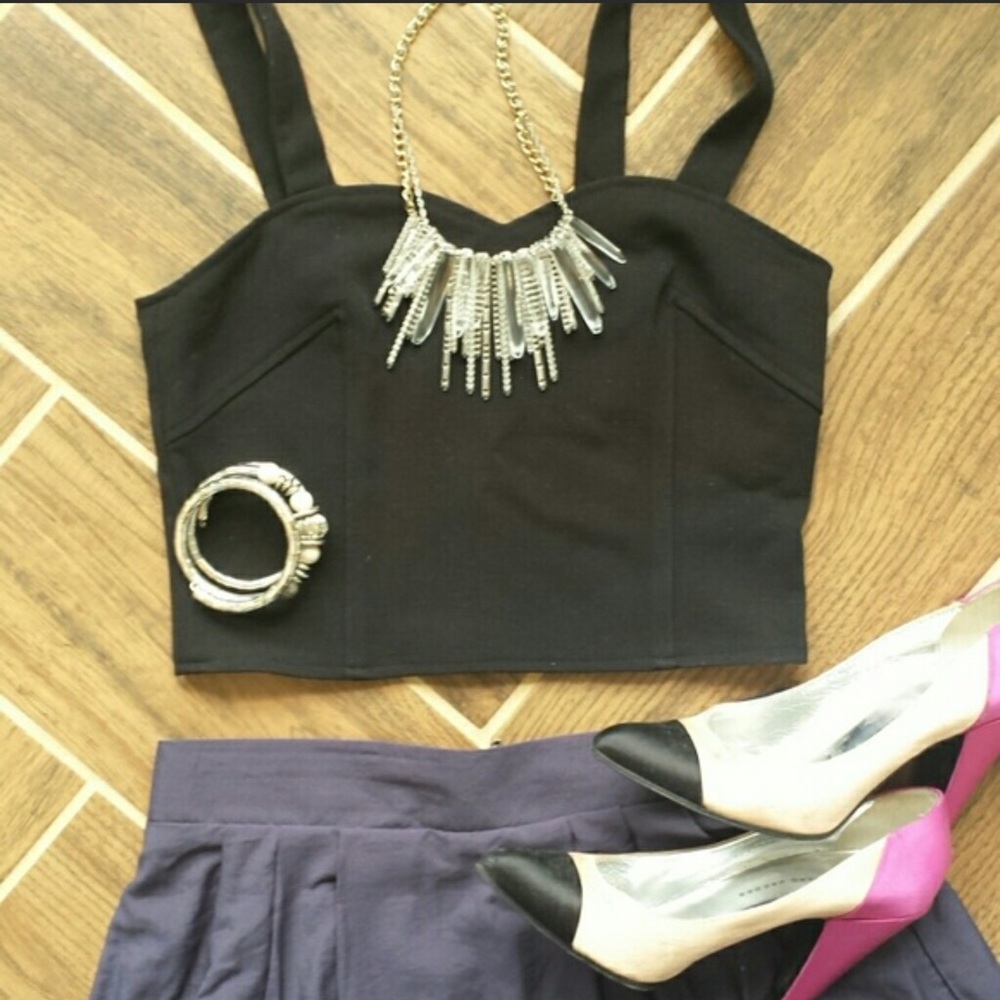 Cutout Crop top by Sparkle & Fade Size Medium